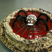 Pastelería La Golosa tarta de Halloween decorado con una araña